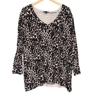 •LANE BRYANT•LEOPARD PRINT V-NECK KNIT LIGHTWEIGHT SWEATER SIZE 22/24